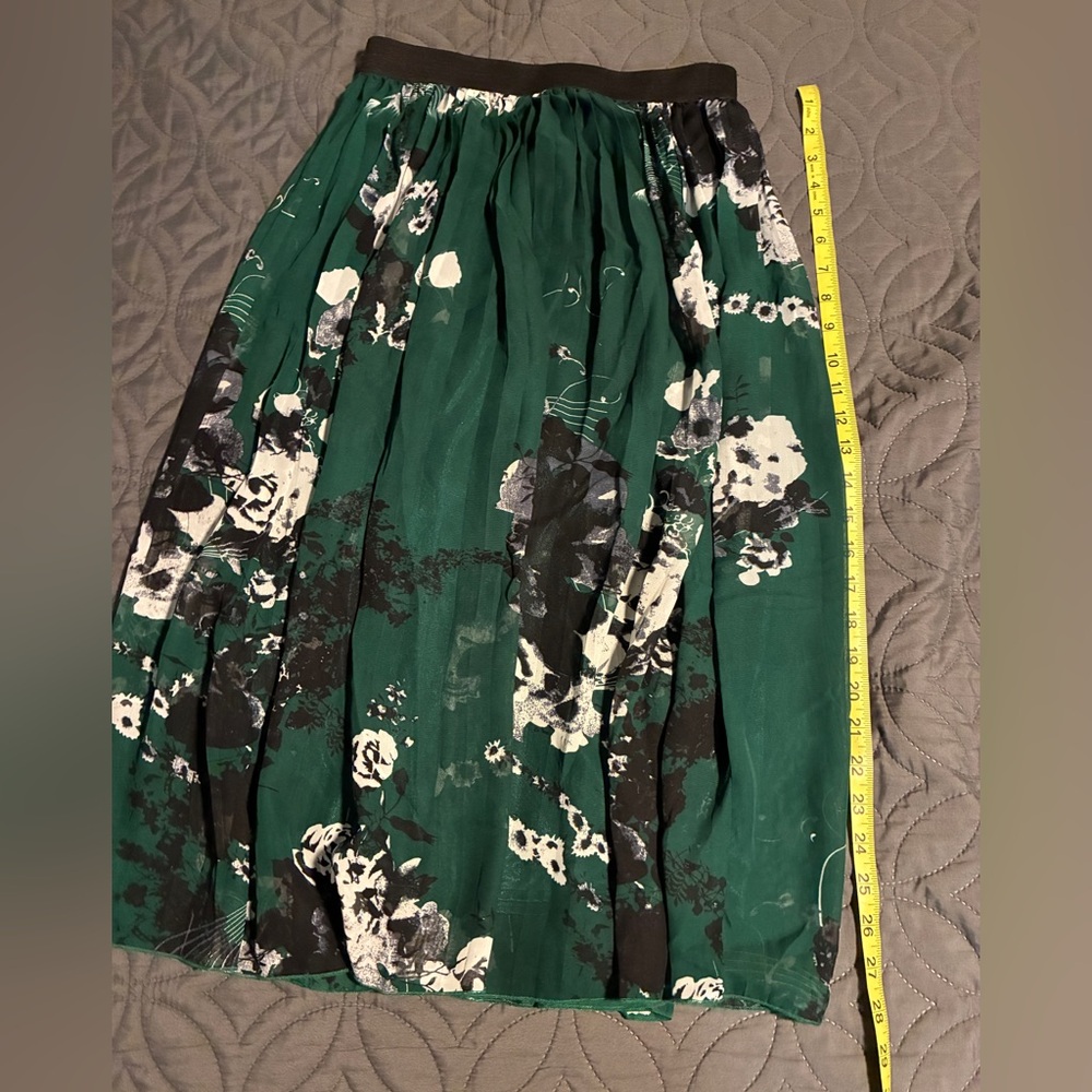 Rachel Zoe Black and White Floral A-Line Skirt
